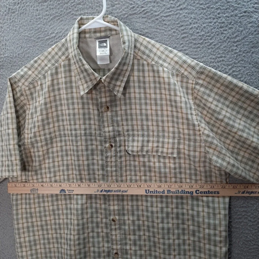 The North Face Shirt Adult Large Tan Green Plaid Outdoors Camping Hiking Fishing